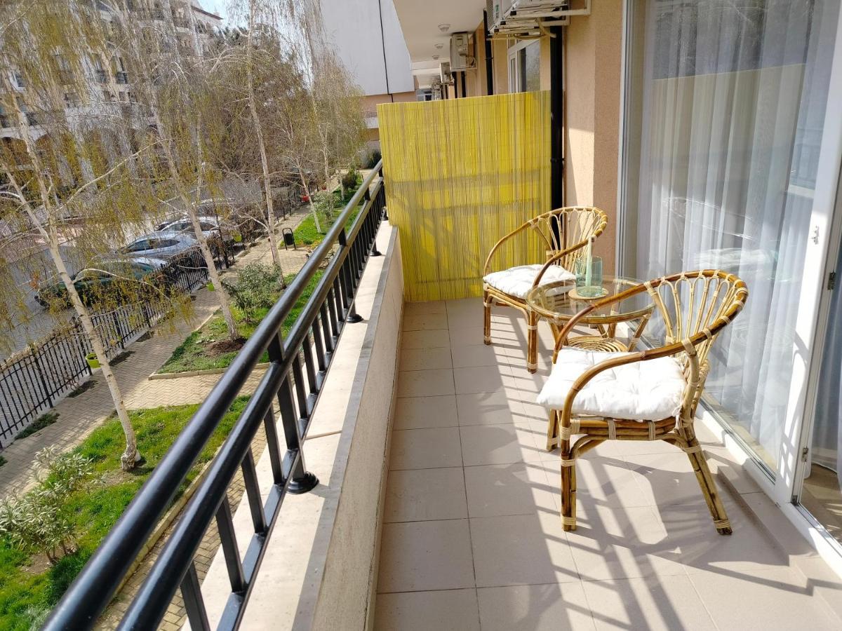 Apartment Daisy Grand Kamelia Sunny Beach Exterior photo